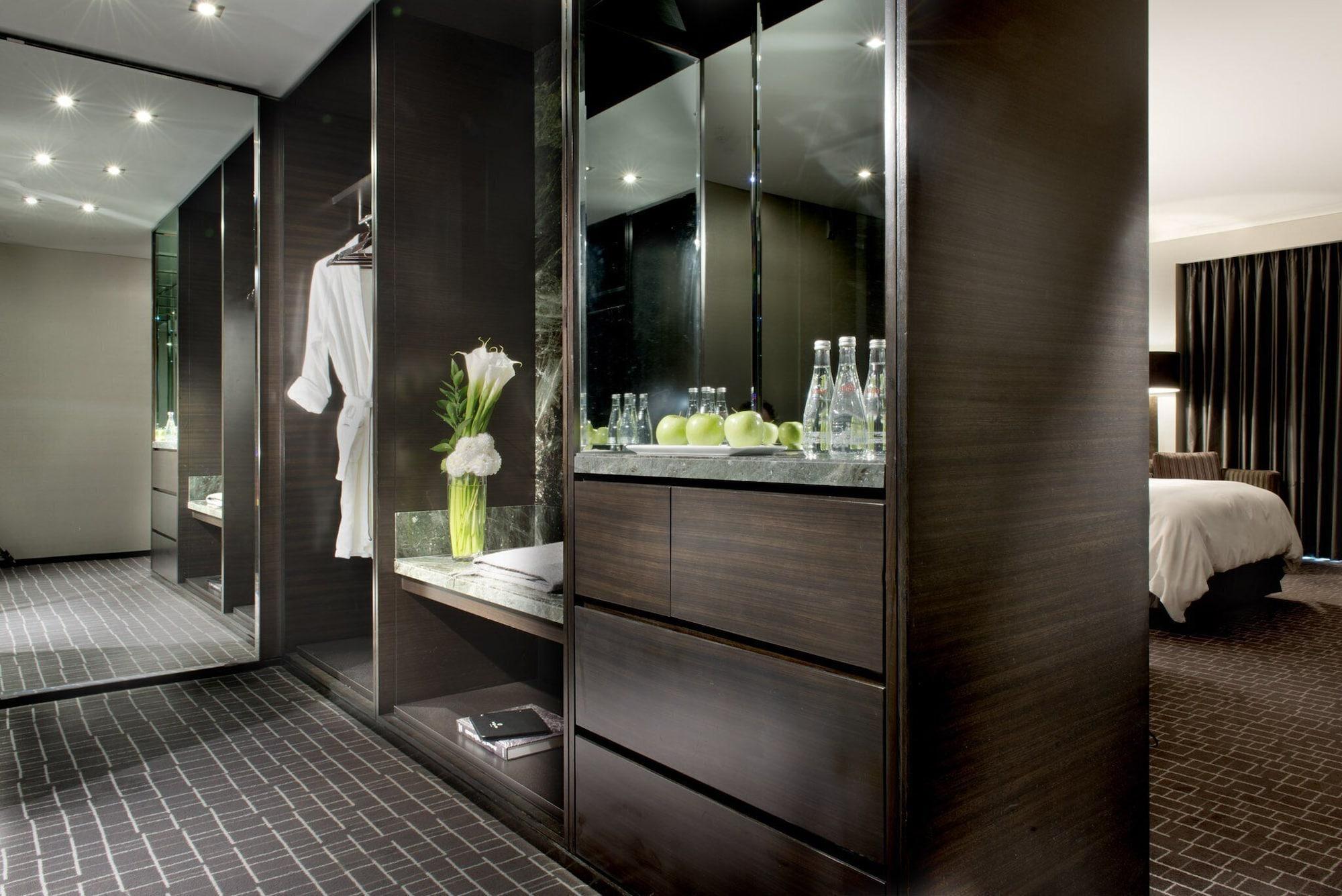 טורונטו The Hazelton Hotel מראה חיצוני תמונה